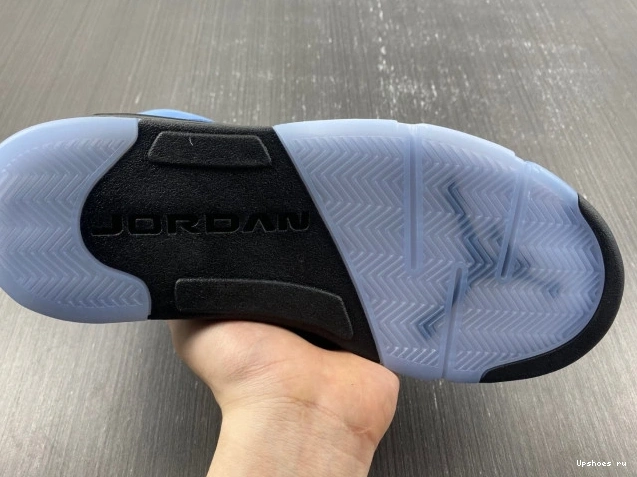 RETRO Jordan Air  5 “UNC”  DV1310-401 0824
